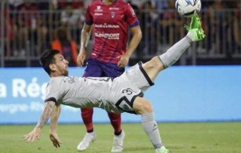 im电竞平台-梅西倒勾！努涅斯脚后跟！锋线存在感仍是本季王道！